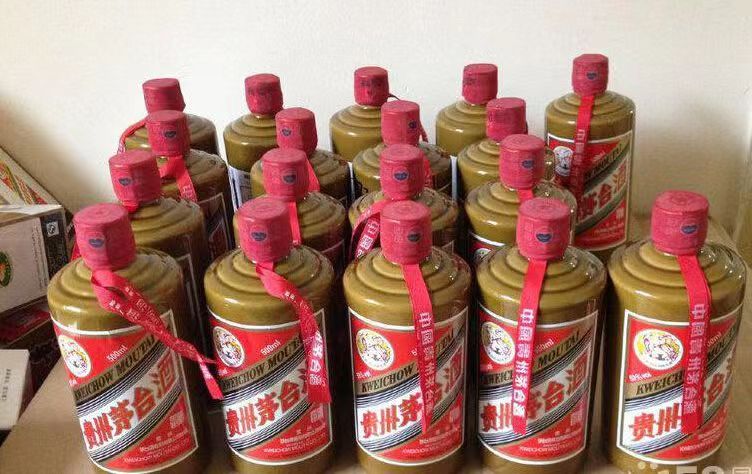 源汇名酒回收